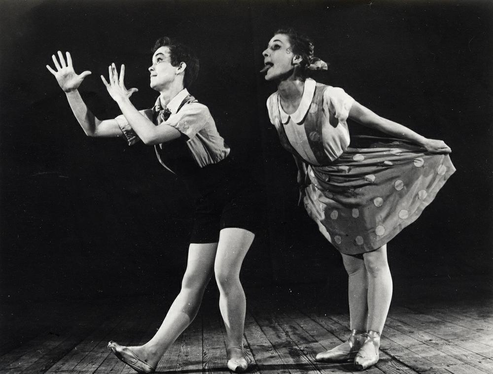 1957 год, Диана Лебедева - Танечка, народная артистка Беларусской ССР Клара Малышева - Ванечка в балете Айболит