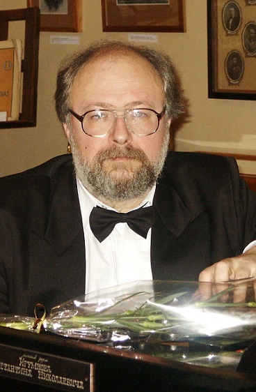 Валерий Шкарупа