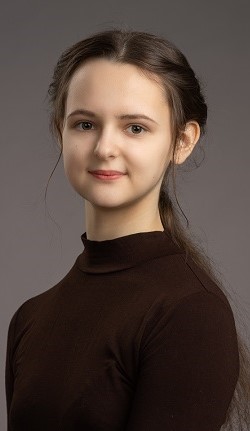 Александра Суханова