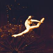 А. Мунтагиров в спектакле Кармен-сюита