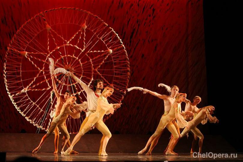 Сцена из балета «Жар-птица»