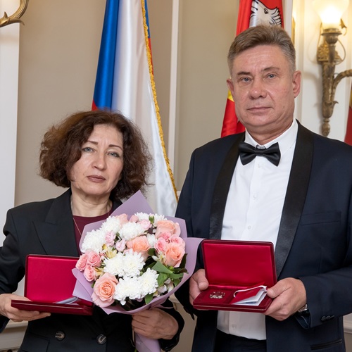 Сотрудников Челябинского театра оперы и балета отметили почетными званиями