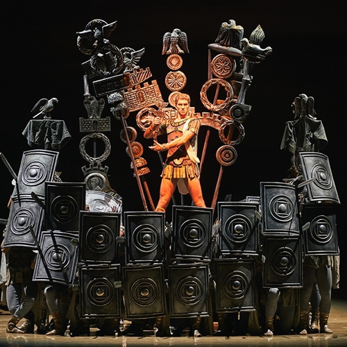 На фестивале «В честь Екатерины Максимовой» Новосибирский театр покажет спектакль «Спартак»