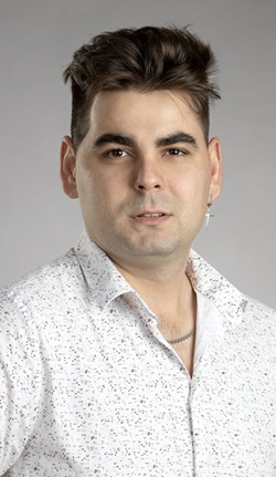 Даниил Плющаков